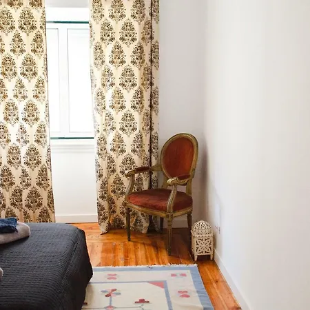 Gilhome Apartment *